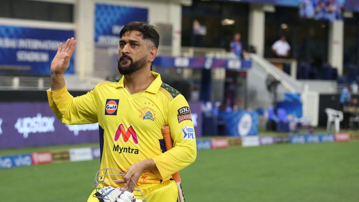 Cricket Legend Dhoni Passes Captaincy to Young Star Gaikwad: A Bold New Era Begins for Chennai Super Kings
