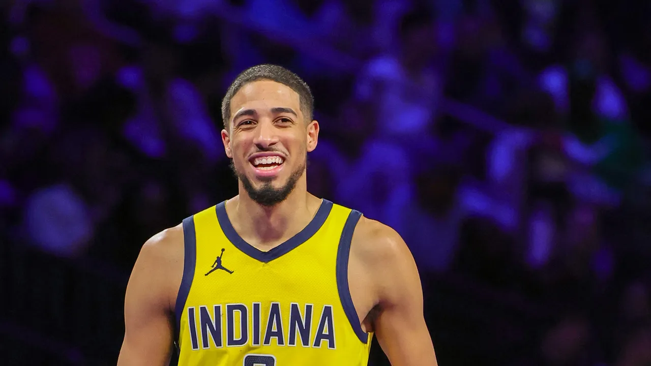 NBA Star Tyrese Haliburton Lights Up WWE Event in Florida With Pacers Teammates