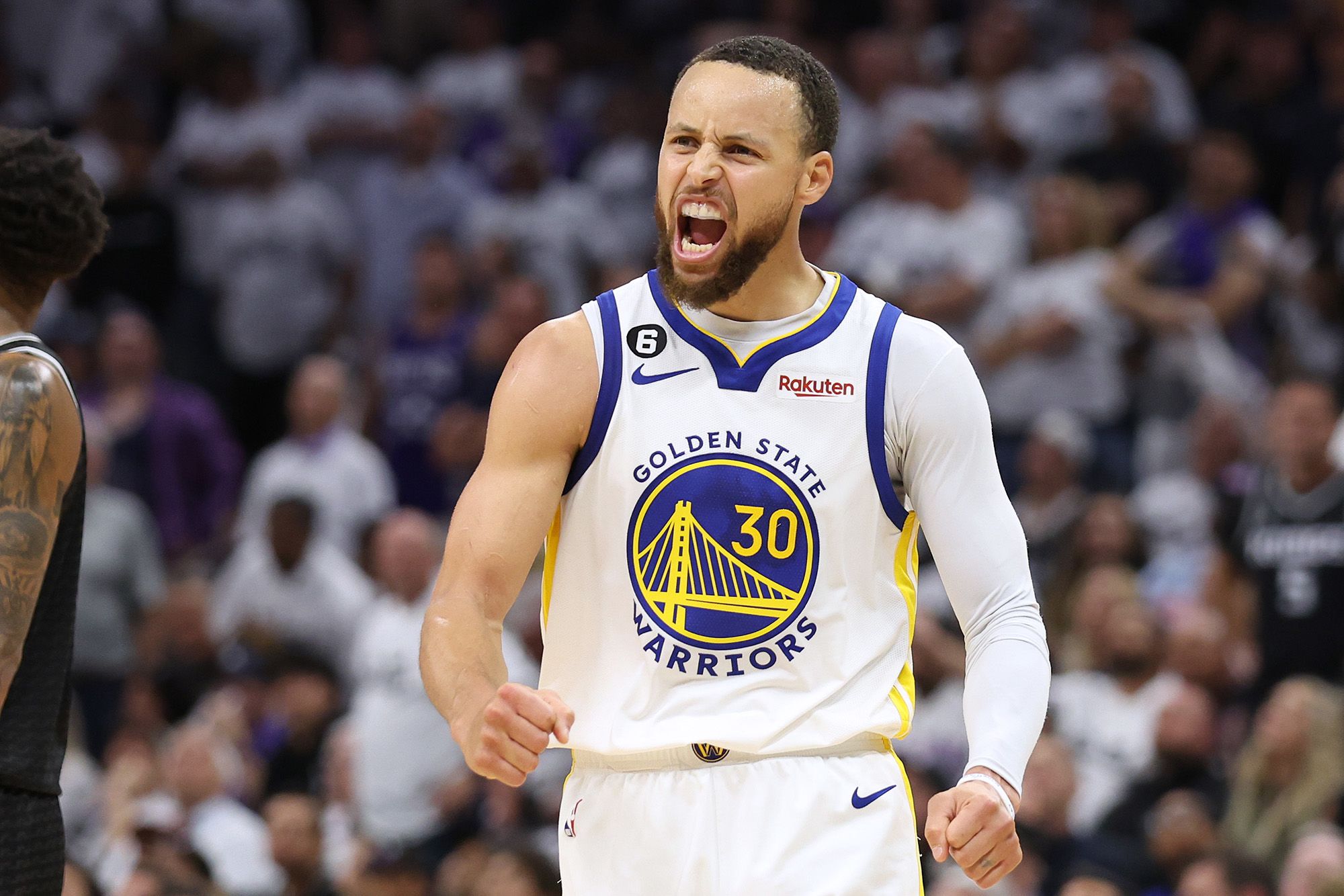 Why Steph Curry Plans to Stick with the Warriors: A Look at His Long-Term Love for the Bay Area Team