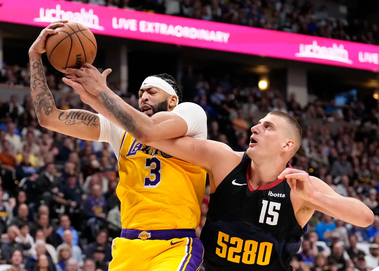 Anthony Davis Changes His Game: More 3-Pointers Could Transform the Lakers' Strategy This Season