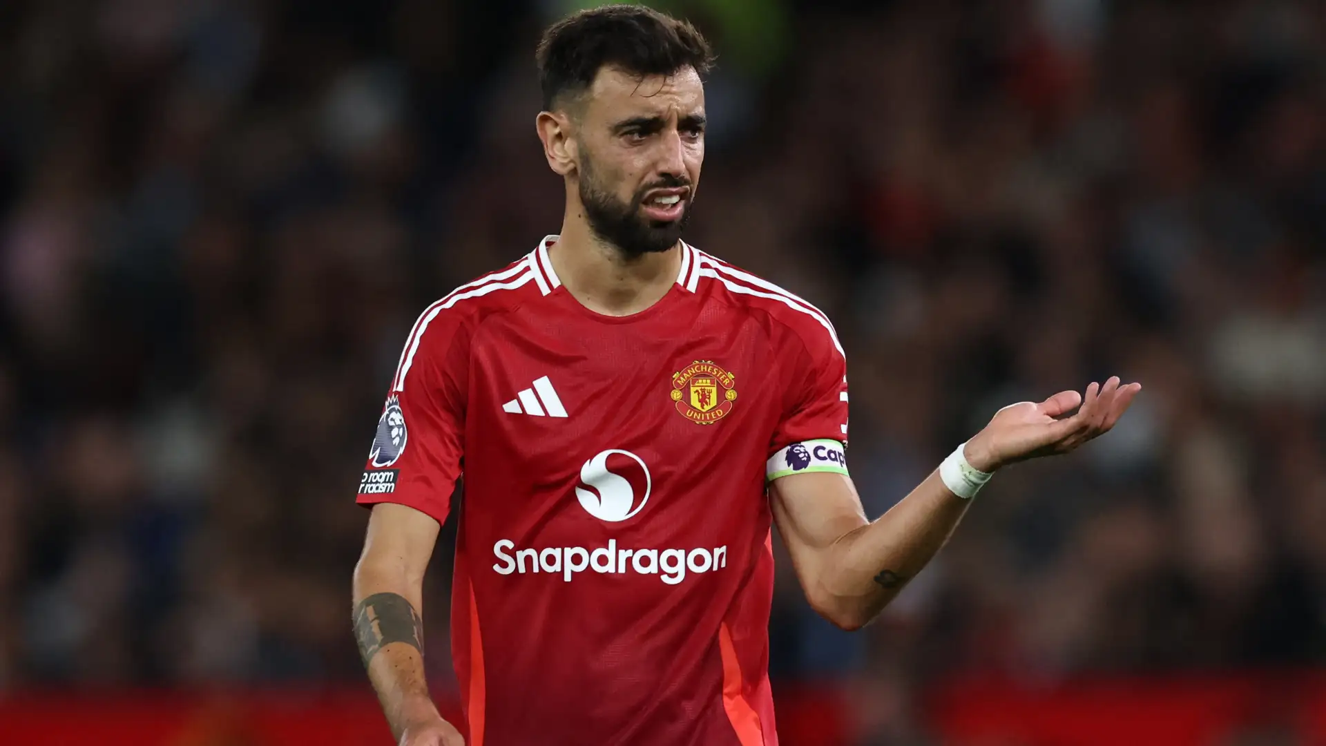 Bruno Fernandes Faces Tough Red Card Drama: Portugal and Man United Coaches Rally Behind Him