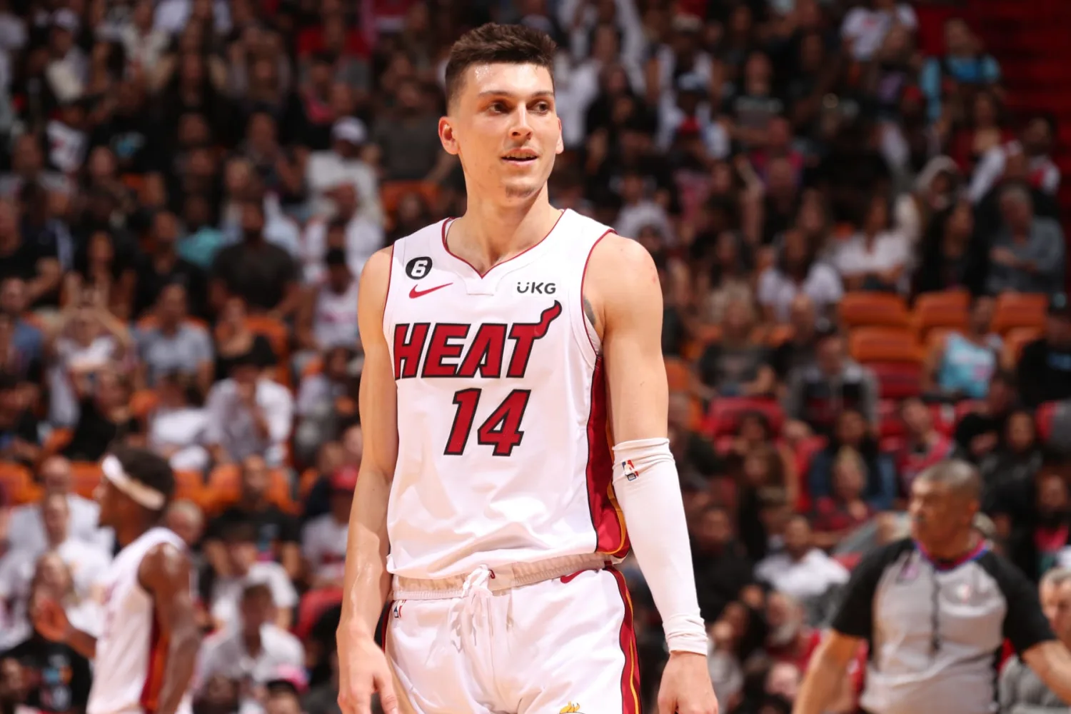 NBA Game Turns Wild: Tyler Herro Reacts to Unexpected Fight in Crowd During Miami Heat's Preseason Victory