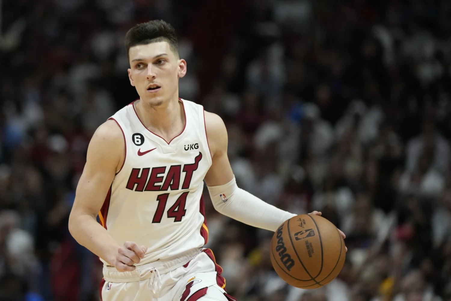 NBA Game Turns Wild: Tyler Herro Reacts to Unexpected Fight in Crowd During Miami Heat's Preseason Victory