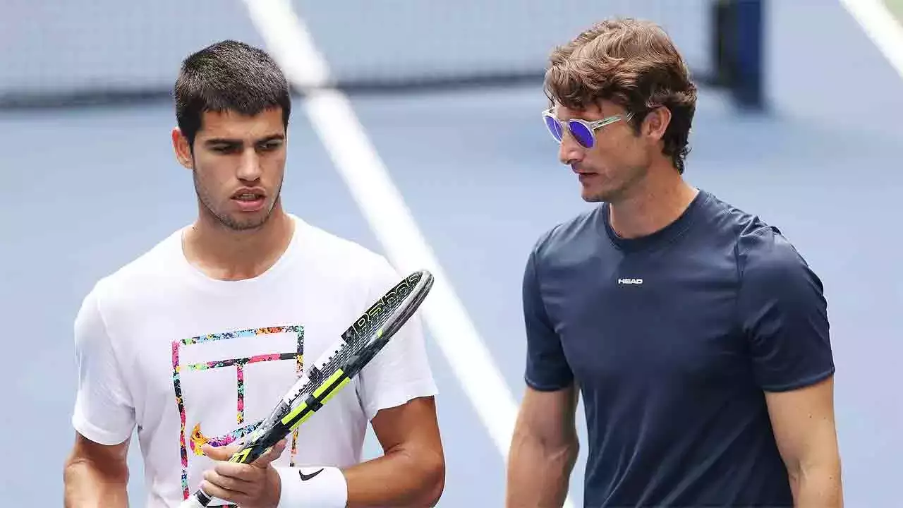 Watch Carlos Alcaraz and Coach Juan Carlos Ferrero Share a Fun Moment at Shanghai Masters