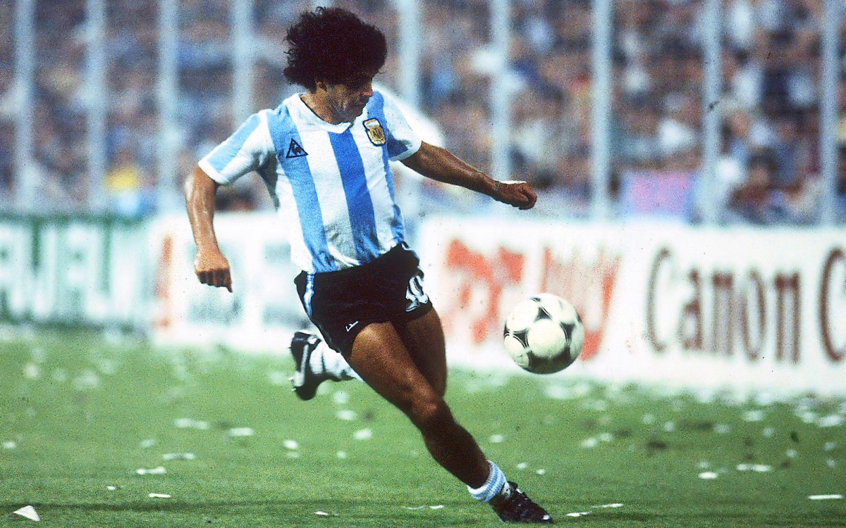 80+ Inspirational Quotes from Diego Maradona for Captions-----