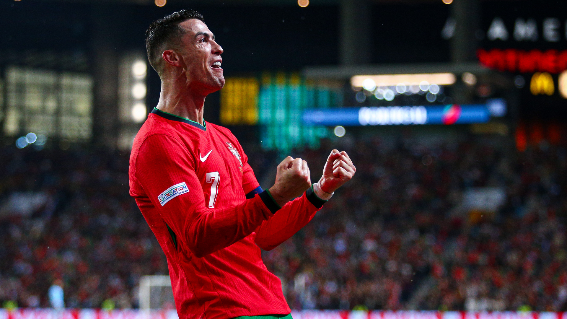 Cristiano Ronaldo’s Jaw-Dropping Overhead Kick Leads Portugal to a Stunning 5-1 Victory Over Poland in UEFA Nations League