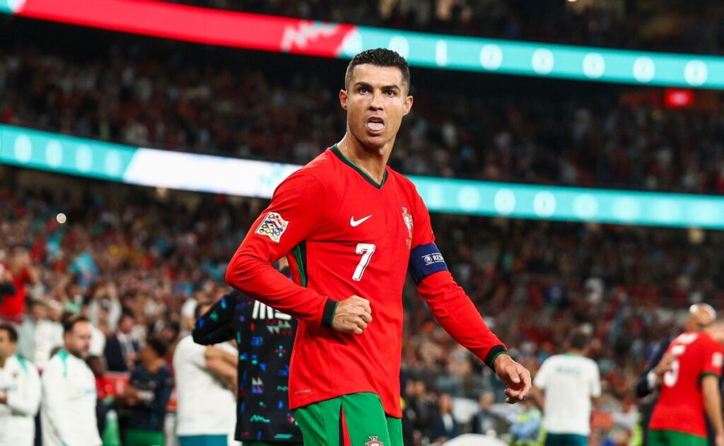 Cristiano Ronaldo’s Jaw-Dropping Overhead Kick Leads Portugal to a Stunning 5-1 Victory Over Poland in UEFA Nations League