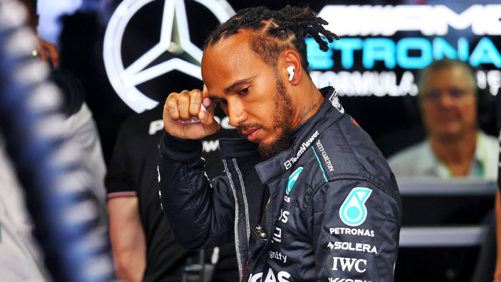 Fans Rally Behind Lewis Hamilton After Jeremy Clarkson Says He's 'Too Old' for F1 Glory