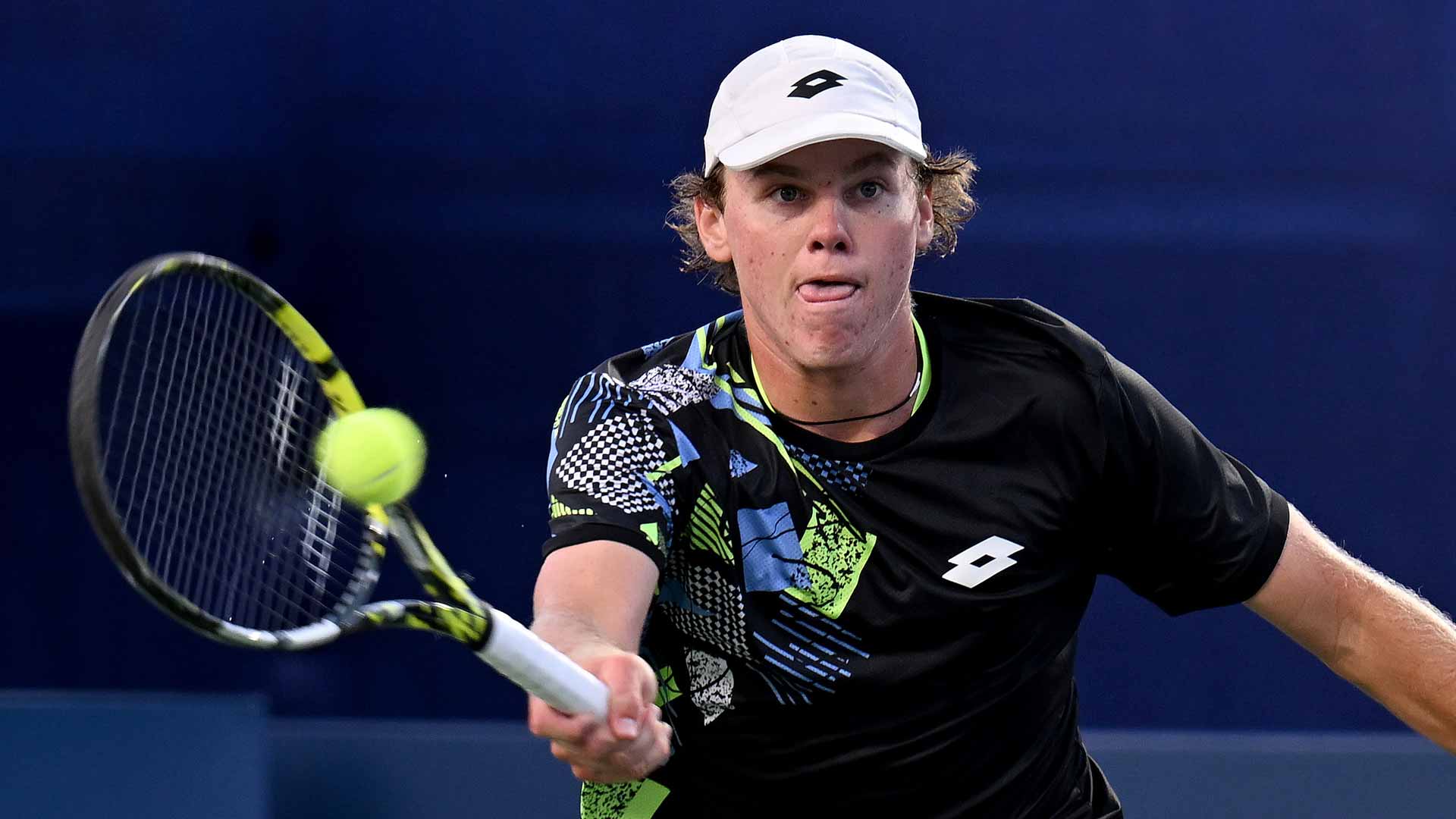 Injured Alex Michelsen Stuns Fans with Pickleball-Style Serve in Wild Moselle Open Semifinal Match-