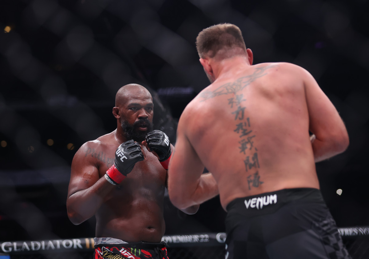 Jon Jones’ Spinning Back Kick Explained: How It Shut Down Stipe Miocic at UFC 309