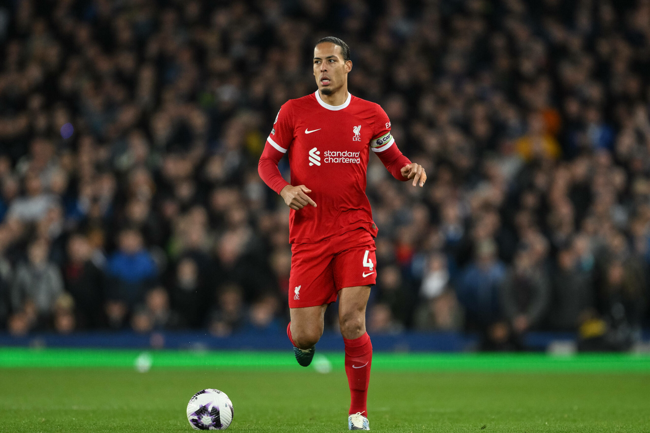 Liverpool Eyes Rising Star Gonçalo Inácio as Van Dijk's Future Hangs in Balance, Manchester United Also in Pursuit