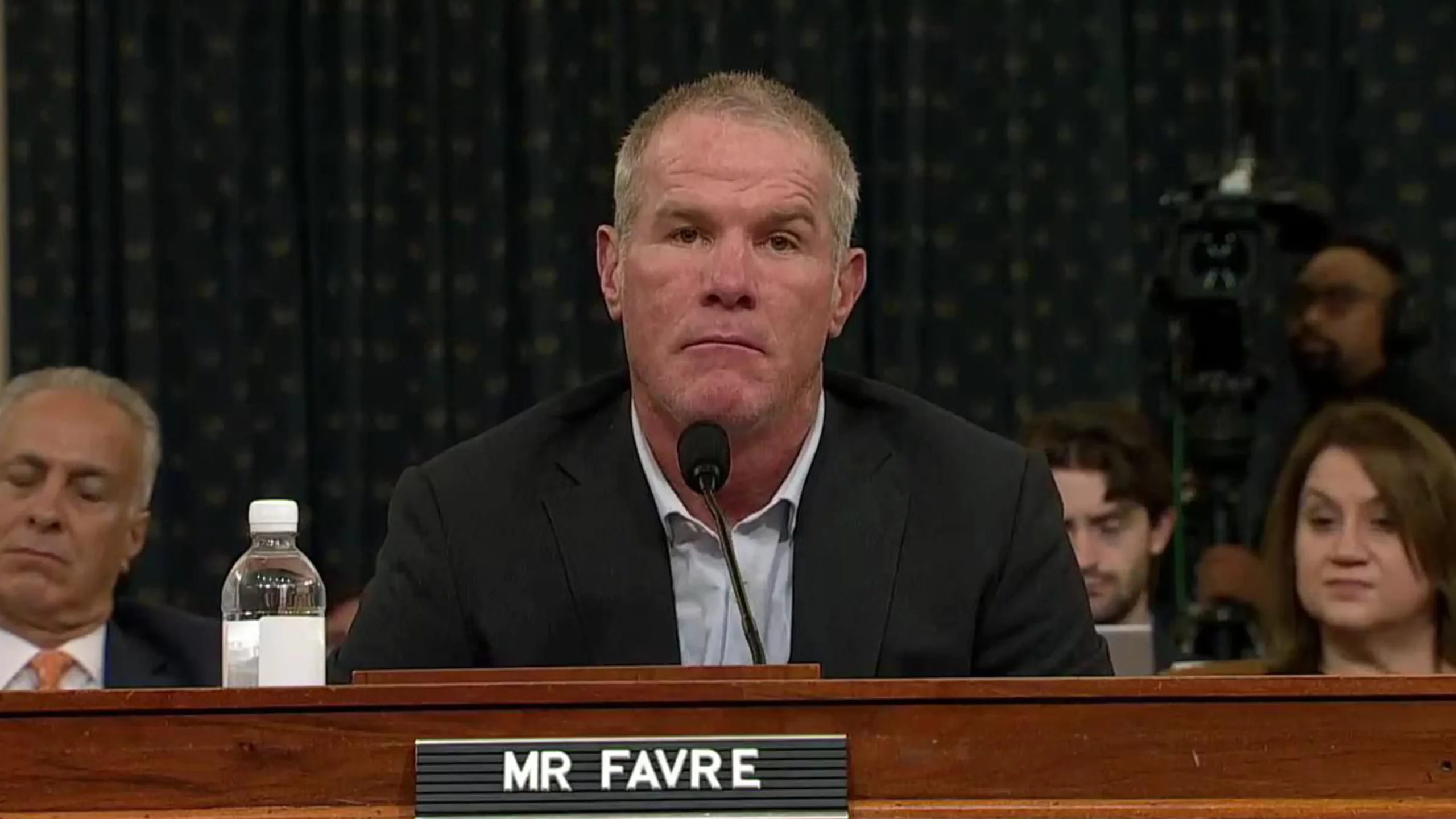 120+ Quotes from Brett Favre for Social Media-------