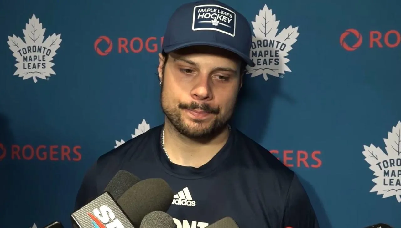 Auston Matthews Scores Controversial Goal: Luck or Skill in the Leafs' Latest Win?