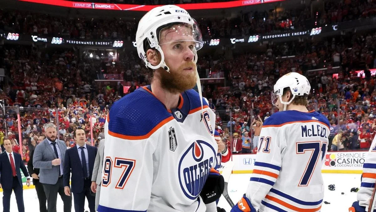 Connor McDavid Ditches Beach Holiday for Canada's Glory at NHL 4 Nations Showdown