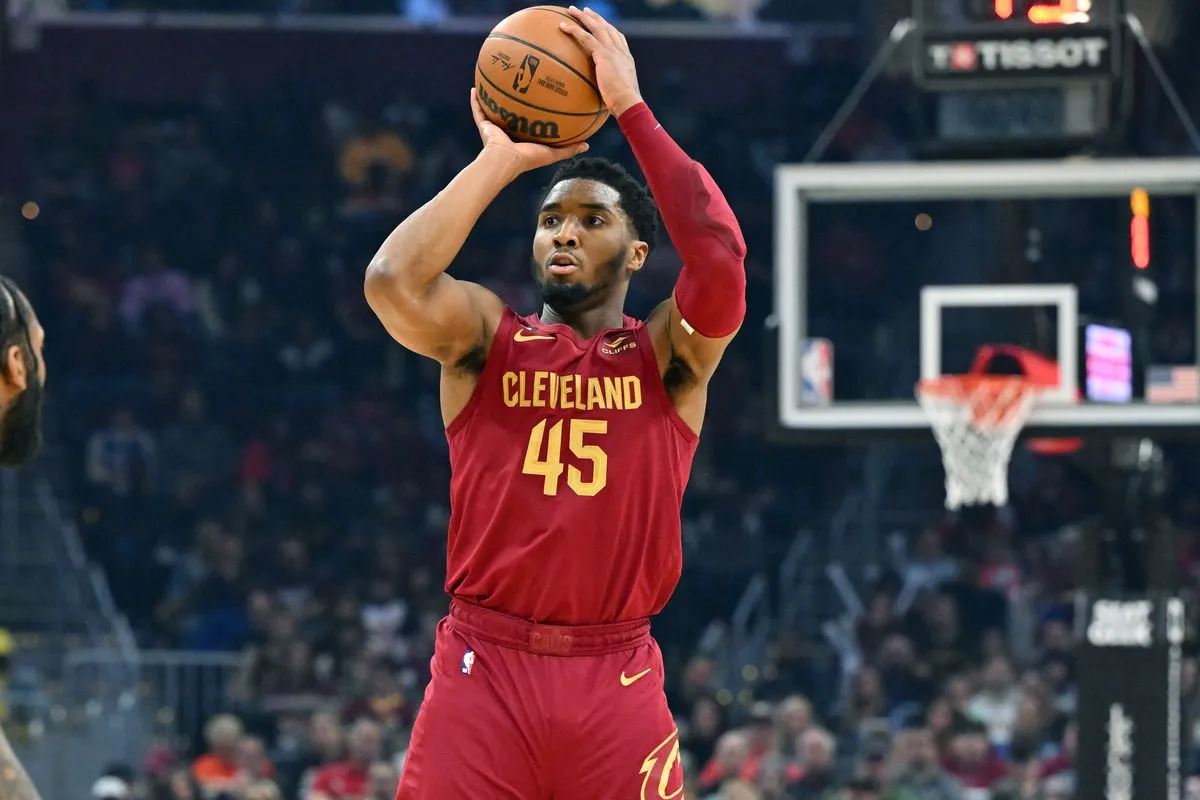 From Trade Rumors to Top Team: How Donovan Mitchell Found His Groove with the Cavs in 2024