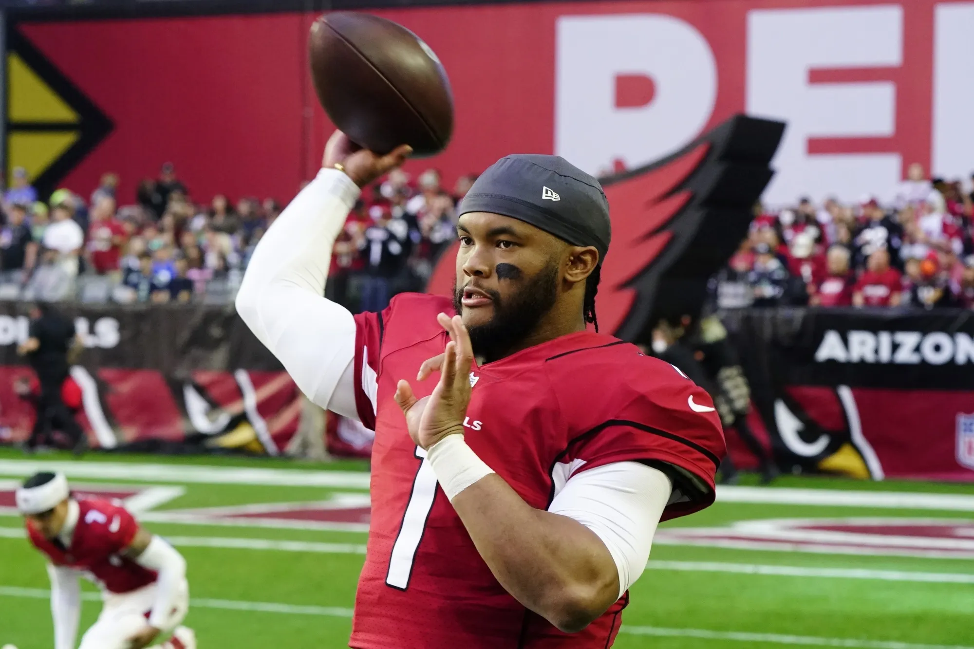 Kyler Murray Reacts to Freezing Forecast: Can the Cardinals Overcome the Cold in Crucial Playoff Chase?