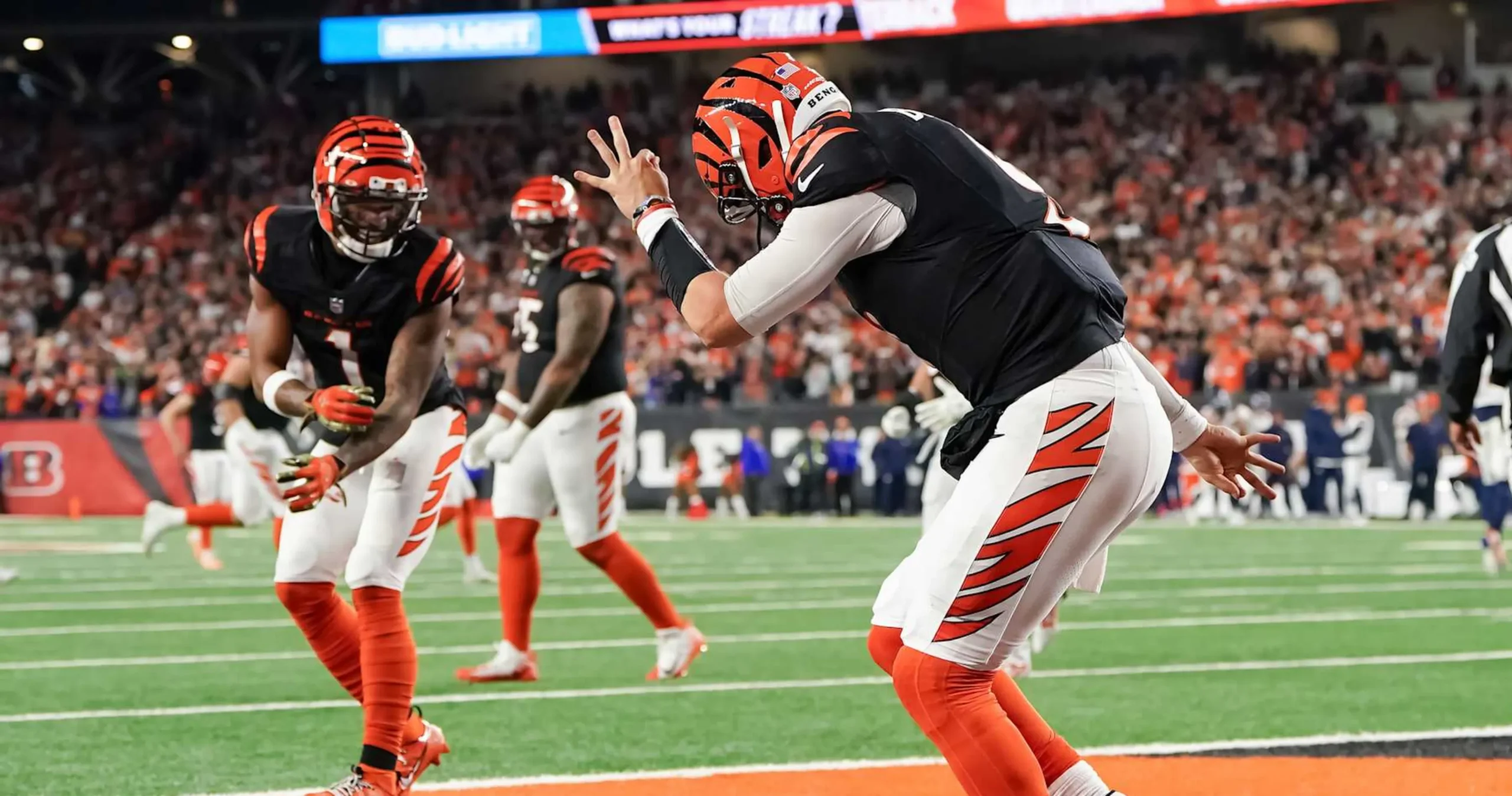 NFL Week 17 Showdown: Joe Burrow's Record Day and Rookie Malik Nabers' Breakout Game Highlight Thrilling Action