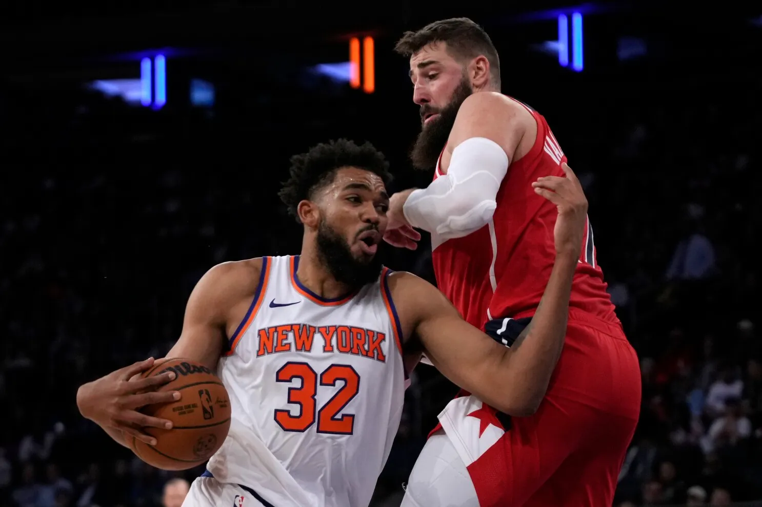 New York Knicks on Fire: How They're Rising as Eastern Conference Champs This Season