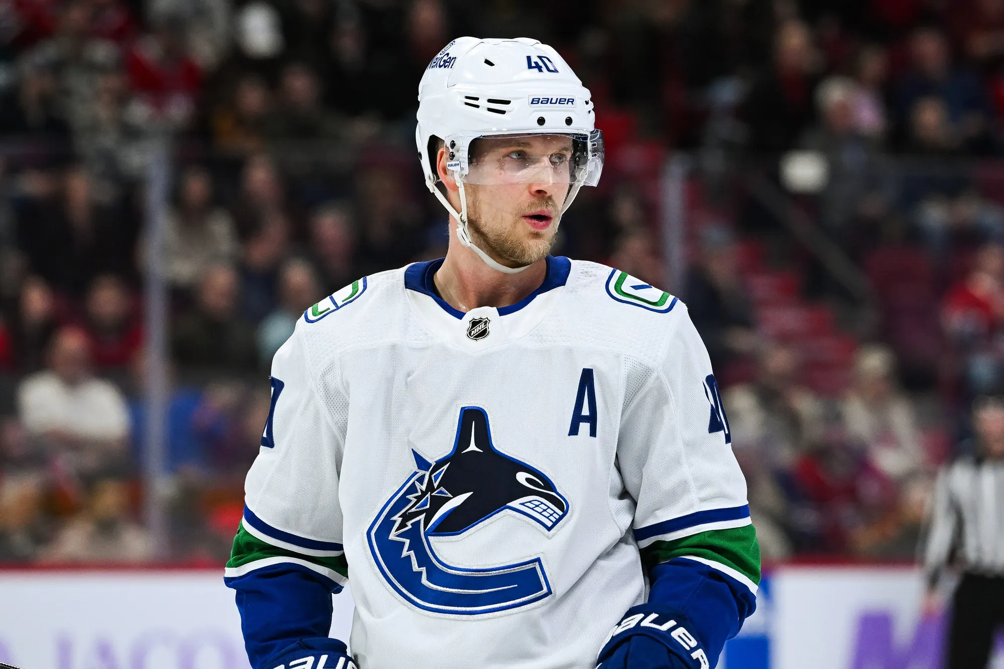 Rising Star: Elias Pettersson Makes History with Vancouver Canucks Despite Tough Game Loss