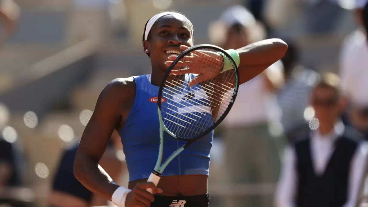 Tennis Prodigy Coco Gauff Mixes Up Training with Fencing Challenges Ahead of 2025 Tennis Season