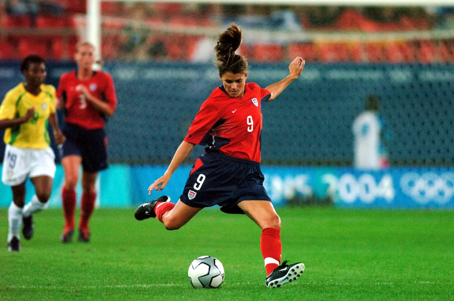 100+ Mia Hamm Quotes for Soccer Fans on Social Media----