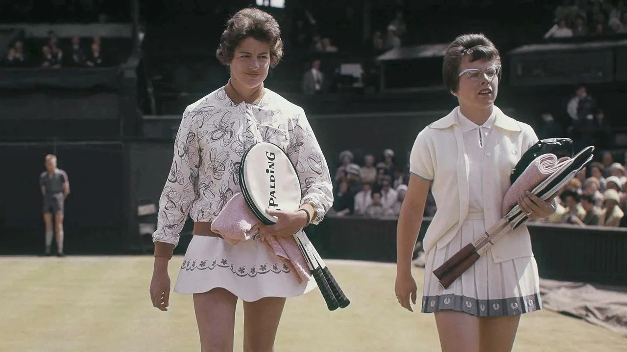 70+ Billie Jean King Captions for Tennis Fans--------