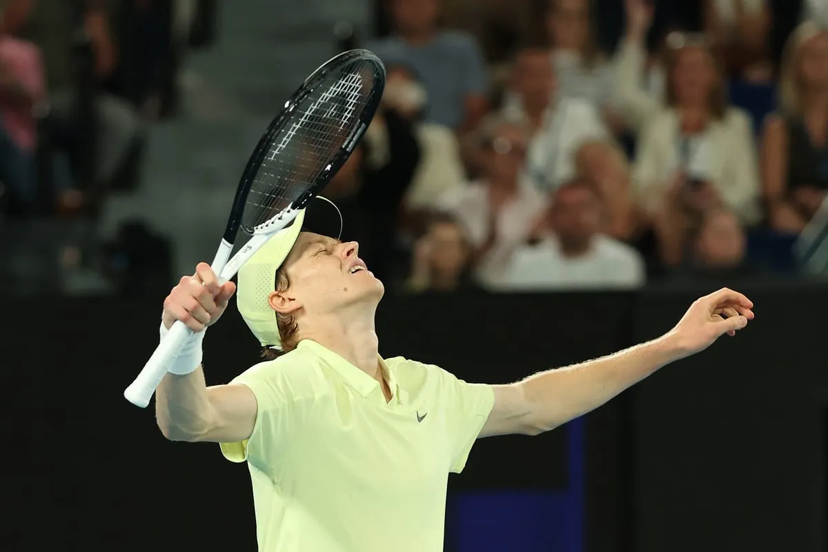 Jannik Sinner Makes History: Back-to-Back Australian Open Titles with a Stunning Win Over Alexander Zverev