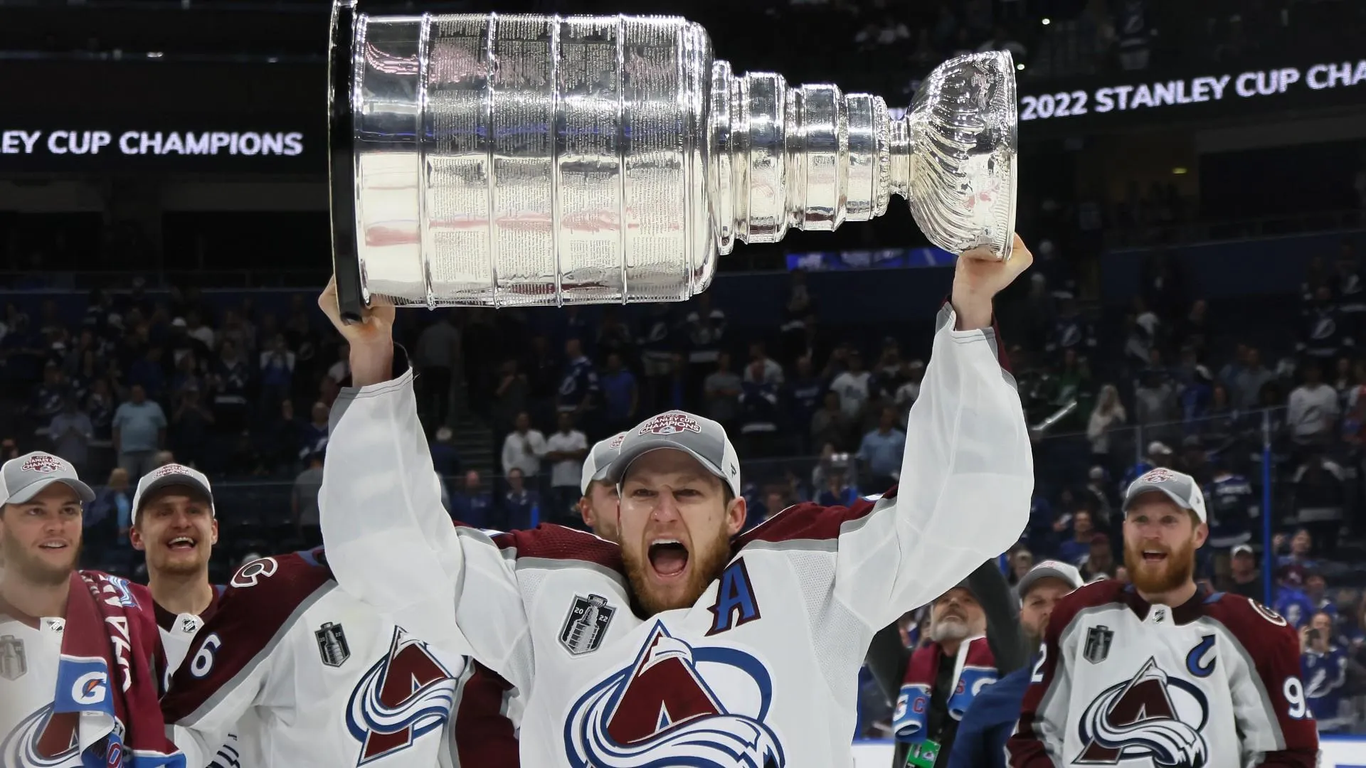 Nathan MacKinnon Opens Up About Martin Necas After Avalanche’s Bold Trade That Shook the NHL