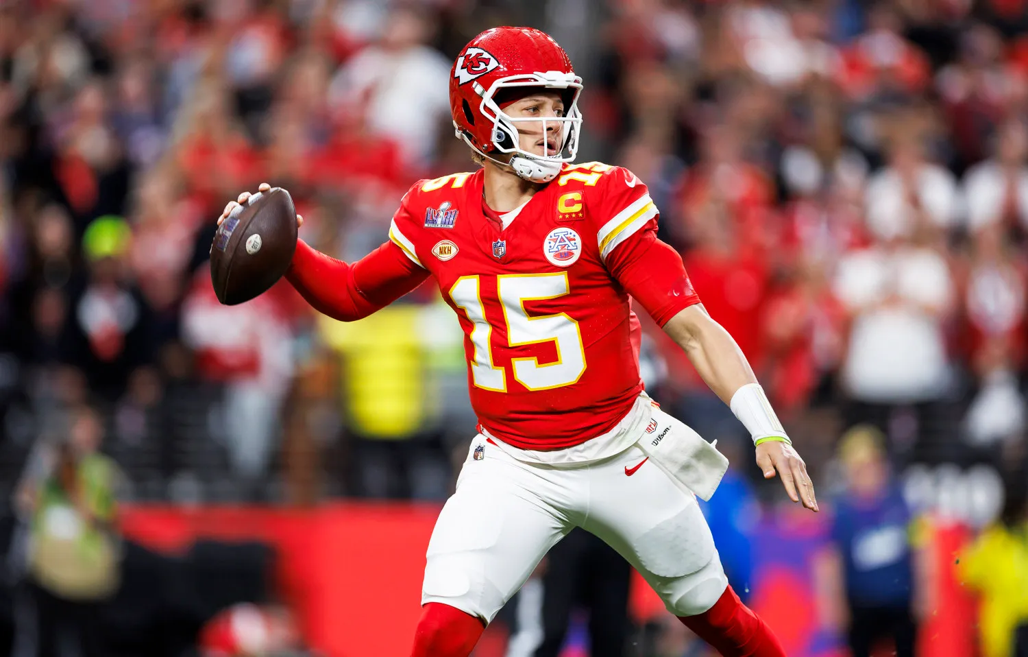 Patrick Mahomes Benched: Carson Wentz Takes Over in Chiefs’ Bold Move Before Playoffs