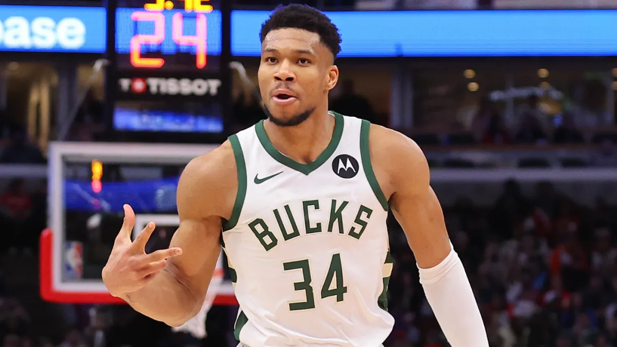 Will Giannis Antetokounmpo Play Tonight Against Pelicans? Latest Injury Update Ahead of Bucks Showdown