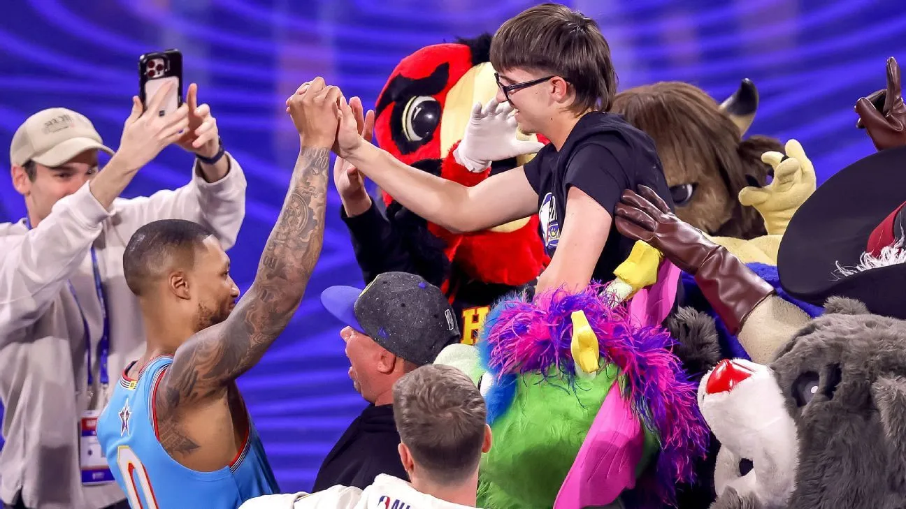 18-Year-Old College Student Shocks Damian Lillard to Win $100K in NBA All-Star 3-Point Contest