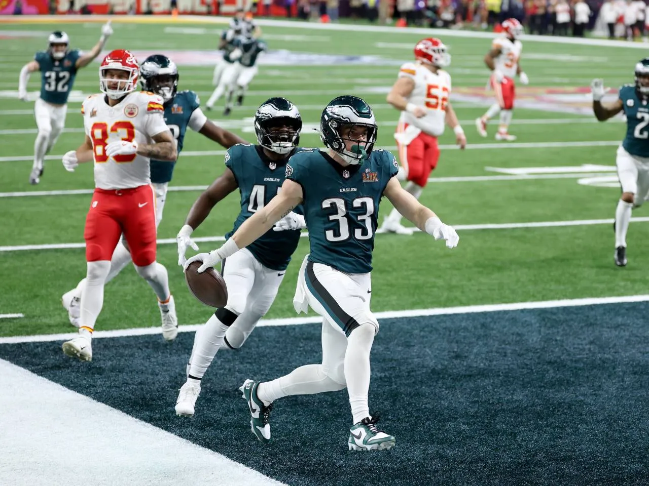 Eagles' Defense Dominates Super Bowl LIX: How Philly's Squad Shut Down the Chiefs to Claim Victory