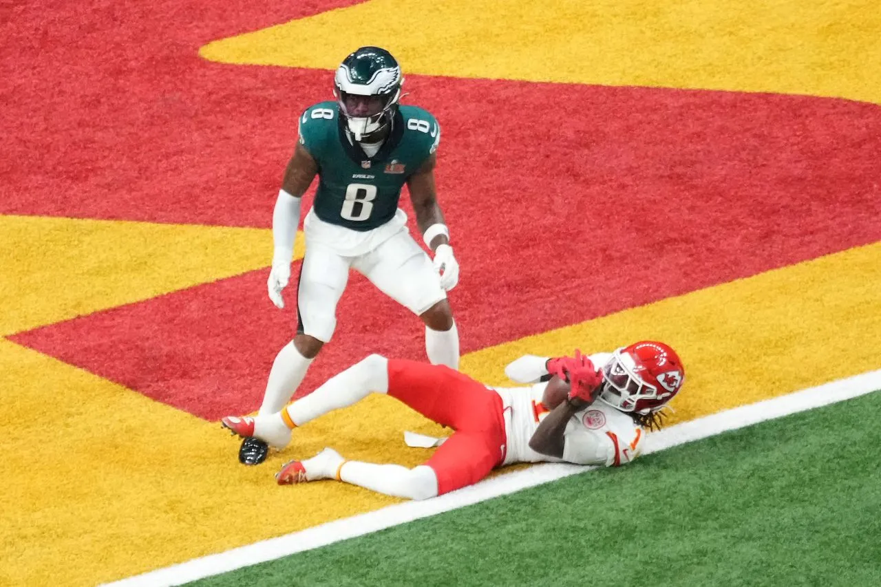 Eagles Outsmart Chiefs in Super Bowl Showdown: Young Stars and Smart Strategies Lead to Stunning Win