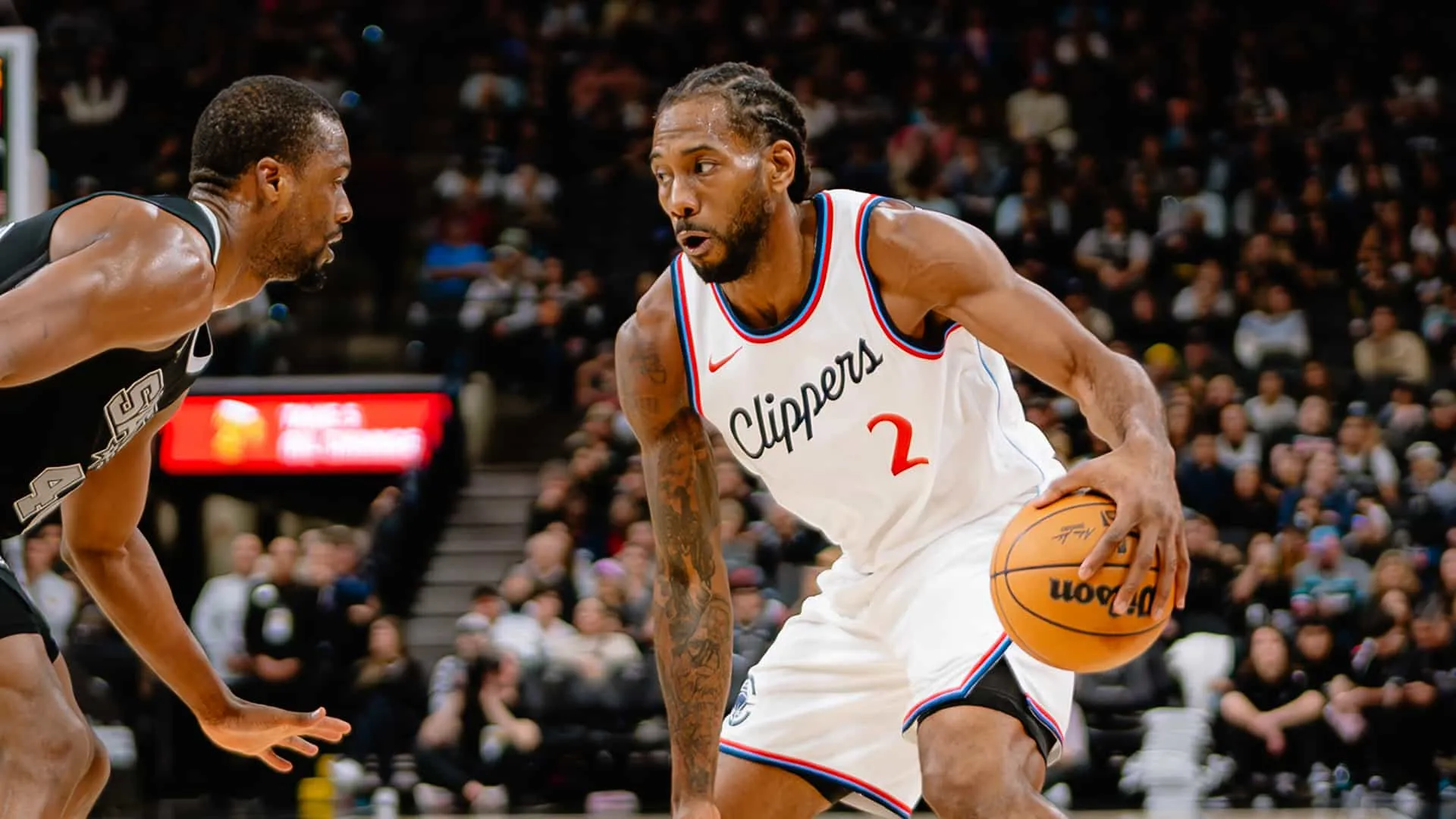 Kawhi Leonard Hits the Court Tonight: Can the Clippers Extend Their Winning Streak Against the Bucks?