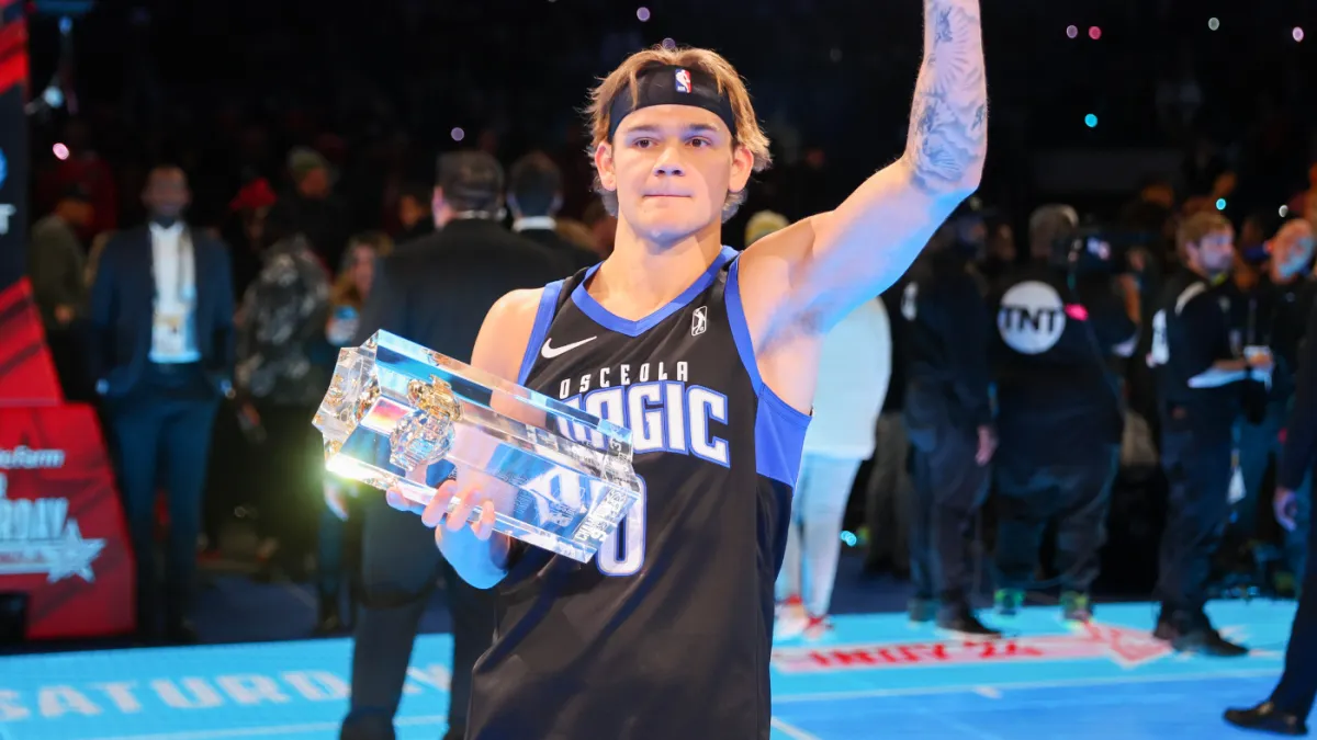 Mac McClung Dominates Again: How His Third Slam Dunk Win is Shaking Up the NBA All-Star Weekend