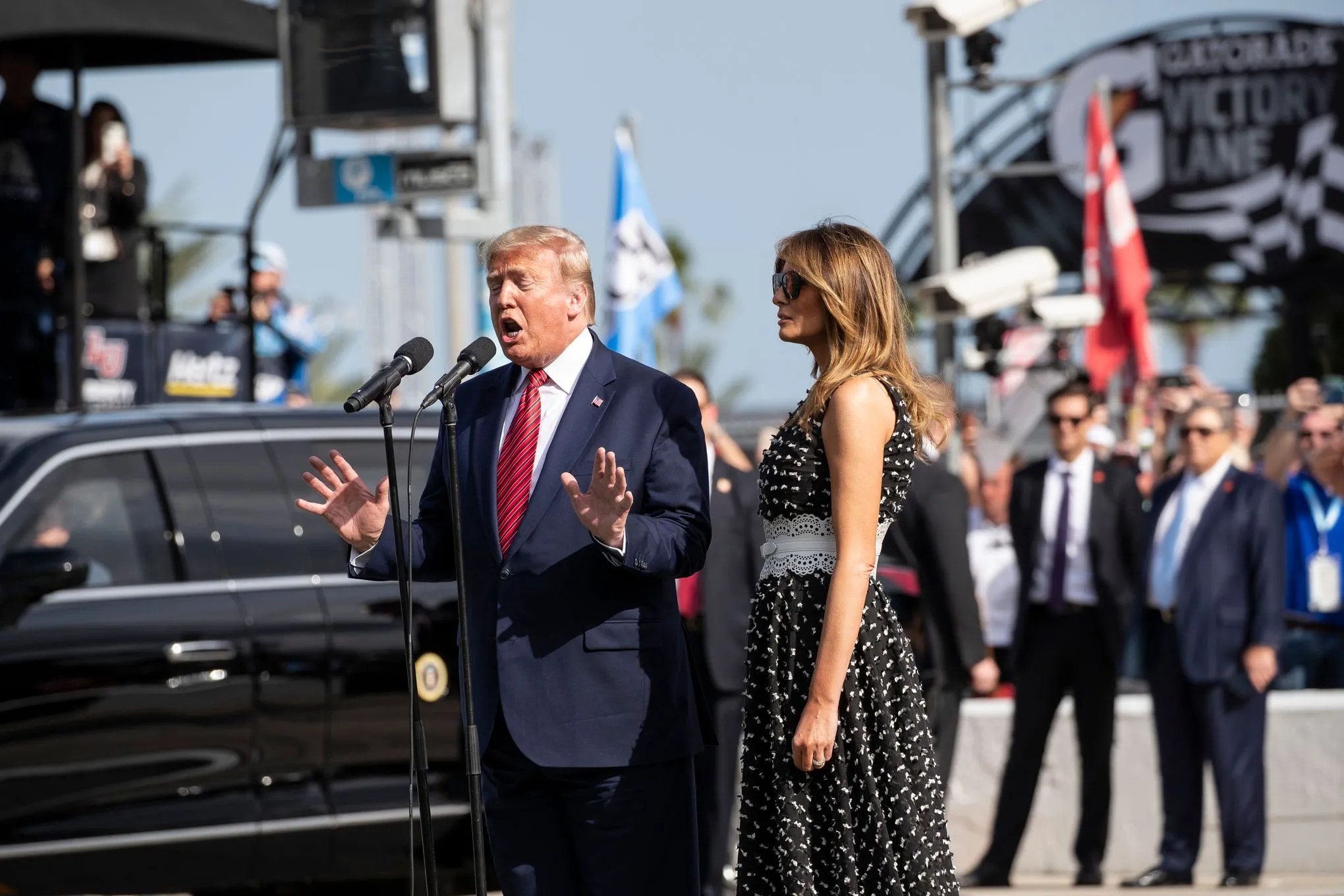 Trump's Grand Return to Daytona 500: Fans Cheer, Jets Fly, and the Race Gets Rained Out