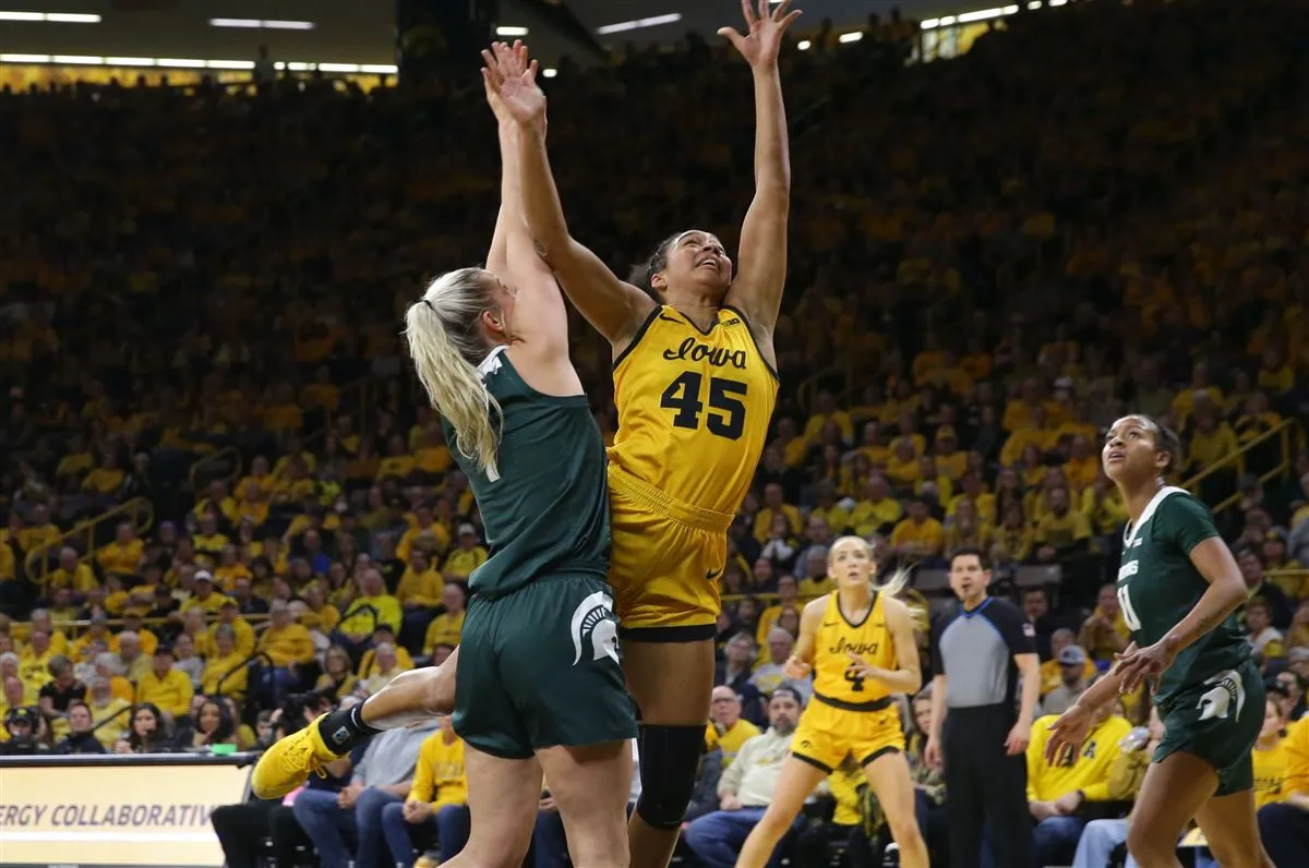 Iowa Hawkeyes Stun Michigan State in Big Ten Tournament as Freshman Ava Heiden Steps Up Big in Career-Best Performance