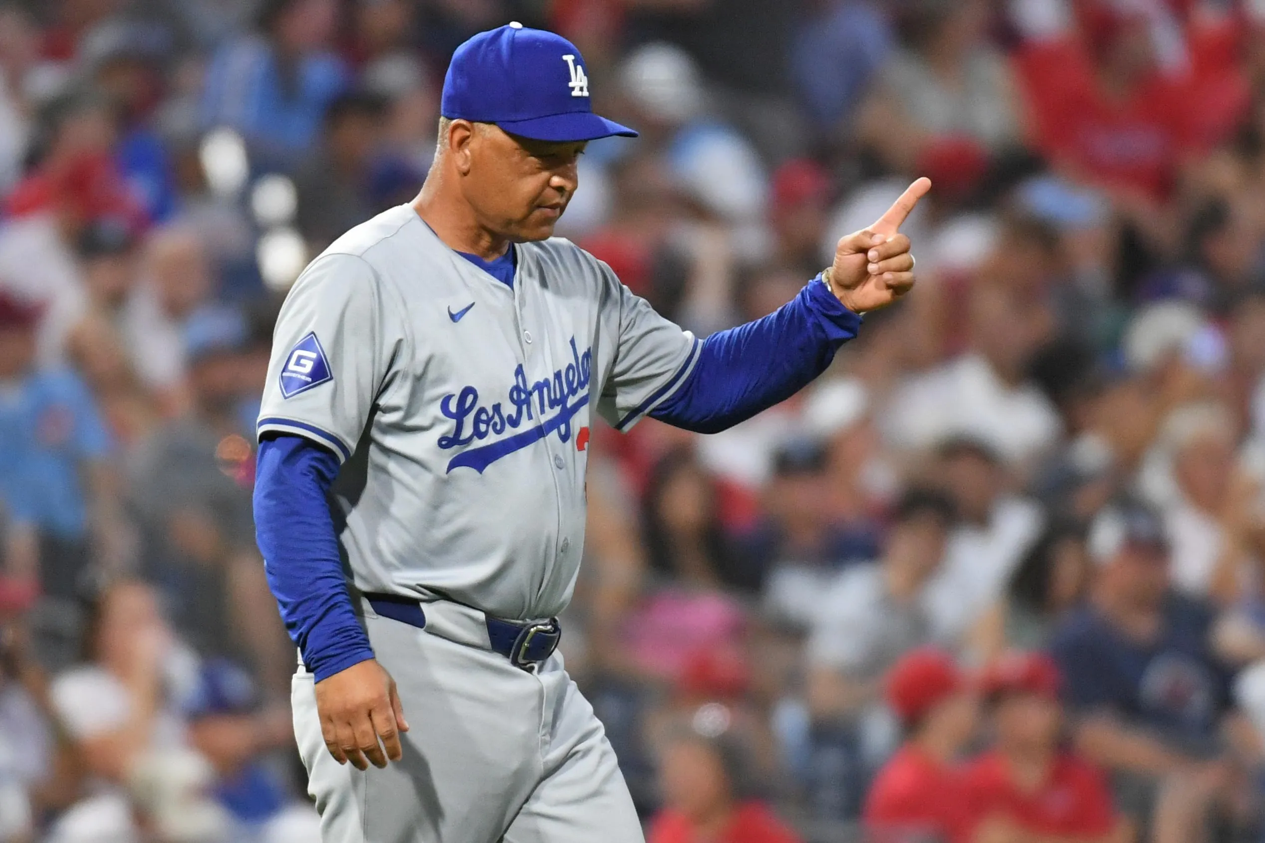 Los Angeles Dodgers Set to Make Dave Roberts the Highest-Paid Manager in MLB History as Contract Extension Nears