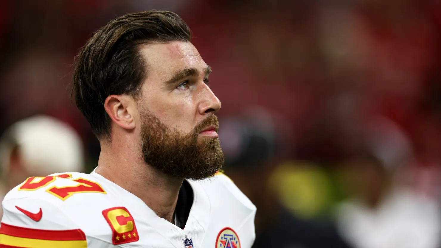 NFL Star Travis Kelce Decides to Keep Playing: How His Choice Impacts Relationship with Taylor Swift